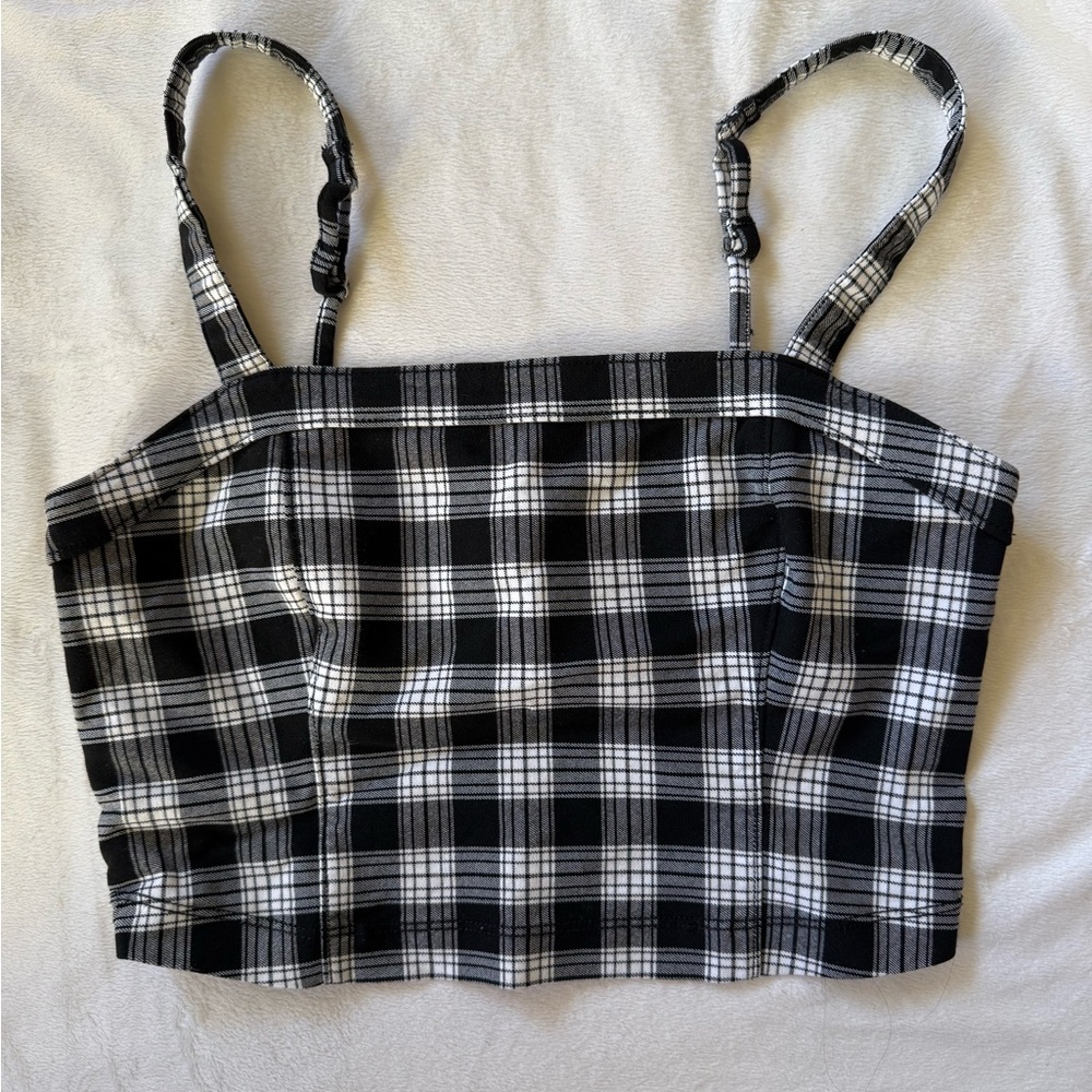 Women’s Hollister black and white plaid crop tank top S